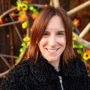 Meet your Posher, Elexis